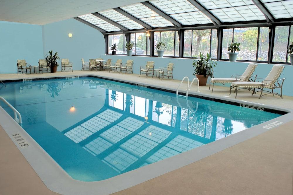 Doubletree By Hilton Mahwah Hotel Exterior photo
