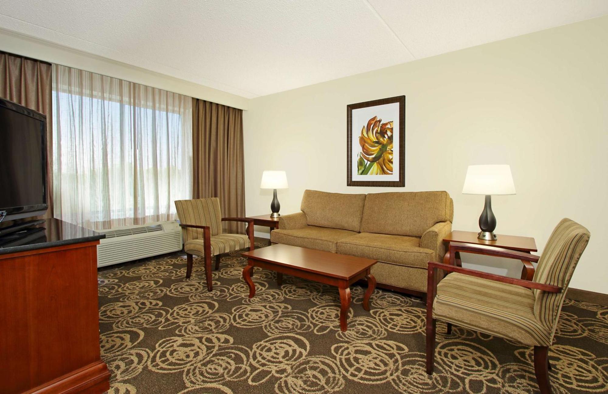 Doubletree By Hilton Mahwah Hotel Exterior photo